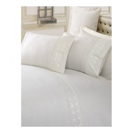 طقم مفرش سرير مزدوج وجهين موديل مطرّز رانفورس لون بيج فاتح CN-1848003-EKR