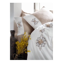 طقم أغطية سرير حريري مزدوج وجهين موديل ميرا تطريز ثلاثي الابعاد ساتان لون بيج CT-1832372-BEJ