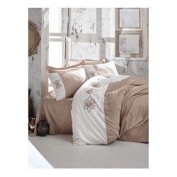 طقم أغطية سرير حريري مزدوج وجهين موديل ميرا تطريز ثلاثي الابعاد ساتان لون بيج CT-1832372-BEJ طقم أغطية سرير حريري مزدوج وجهين موديل ميرا تطريز ثلاثي الابعاد ساتان لون بيج CT-1832372-BEJ